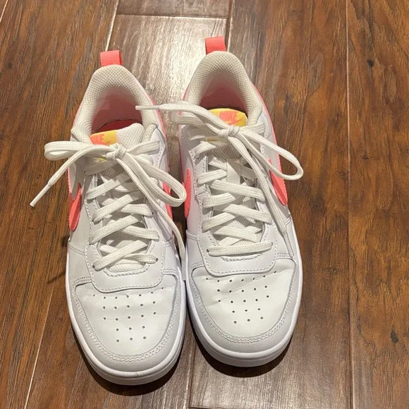 Nike Court Borough Low-Top Leather Sneakers with Neon Pink Swoosh - Picture 2 of 4